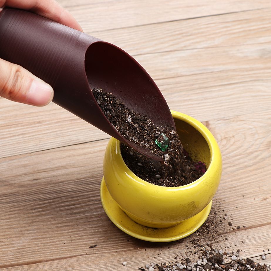 Gardening Tools Gifts - 1 Buah Sekop Tanah Plastik Cangkir